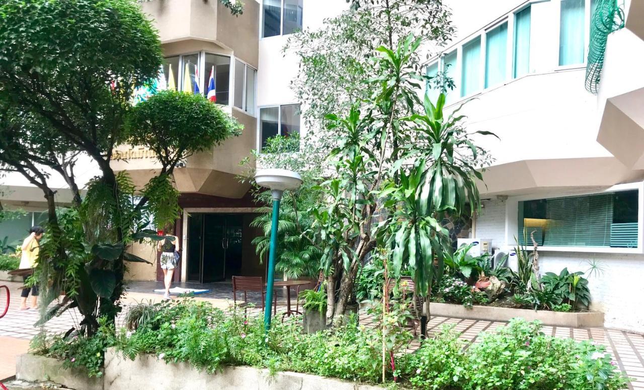 Cozy B At Nimman Studio Room In Condominium Chiang Mai Buitenkant foto